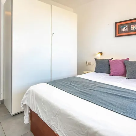 Awesome In Riviera Del Sol With Kitchen Apartment